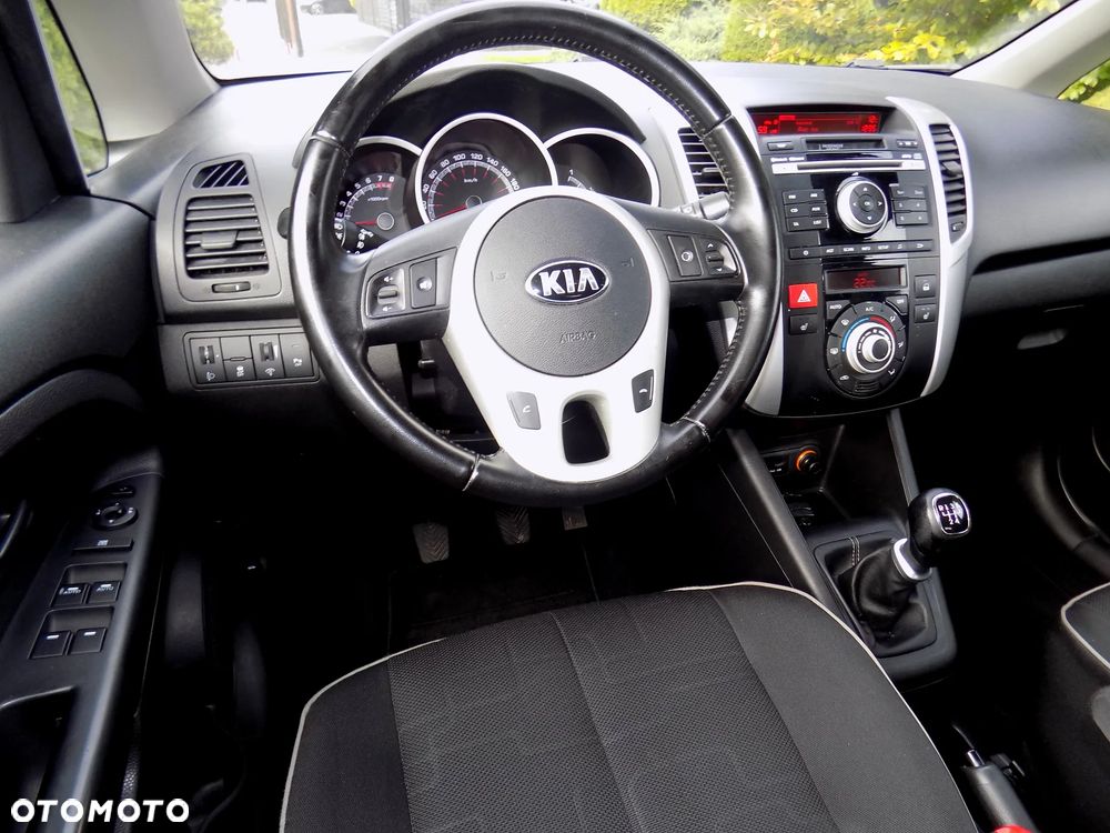 Kia Venga 1.4 CVVT Spirit - 16