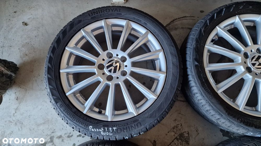4szt Koła Aluminiowe 17" 5x112 ET50 Platin P74 KBA53290 Letnie Uniroyal 225/45R17 2022r 25A - 5