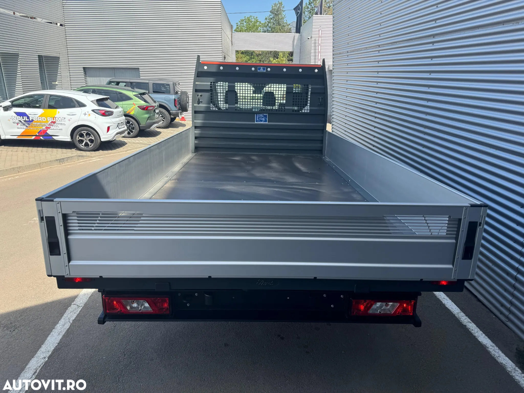 Ford Transit - 13
