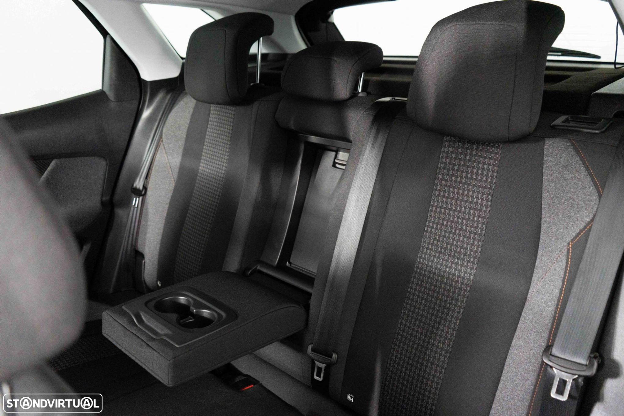 Peugeot 3008 1.2 PureTech Allure EAT6 - 9