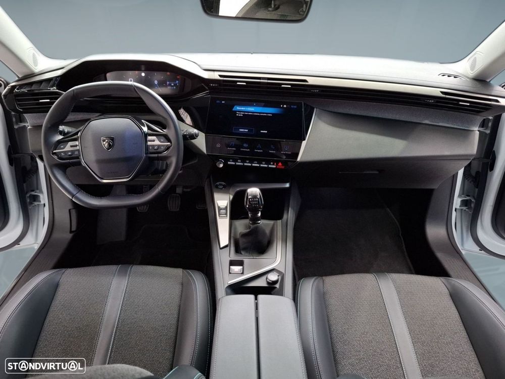 Peugeot 308 1.2 PureTech Allure - 12