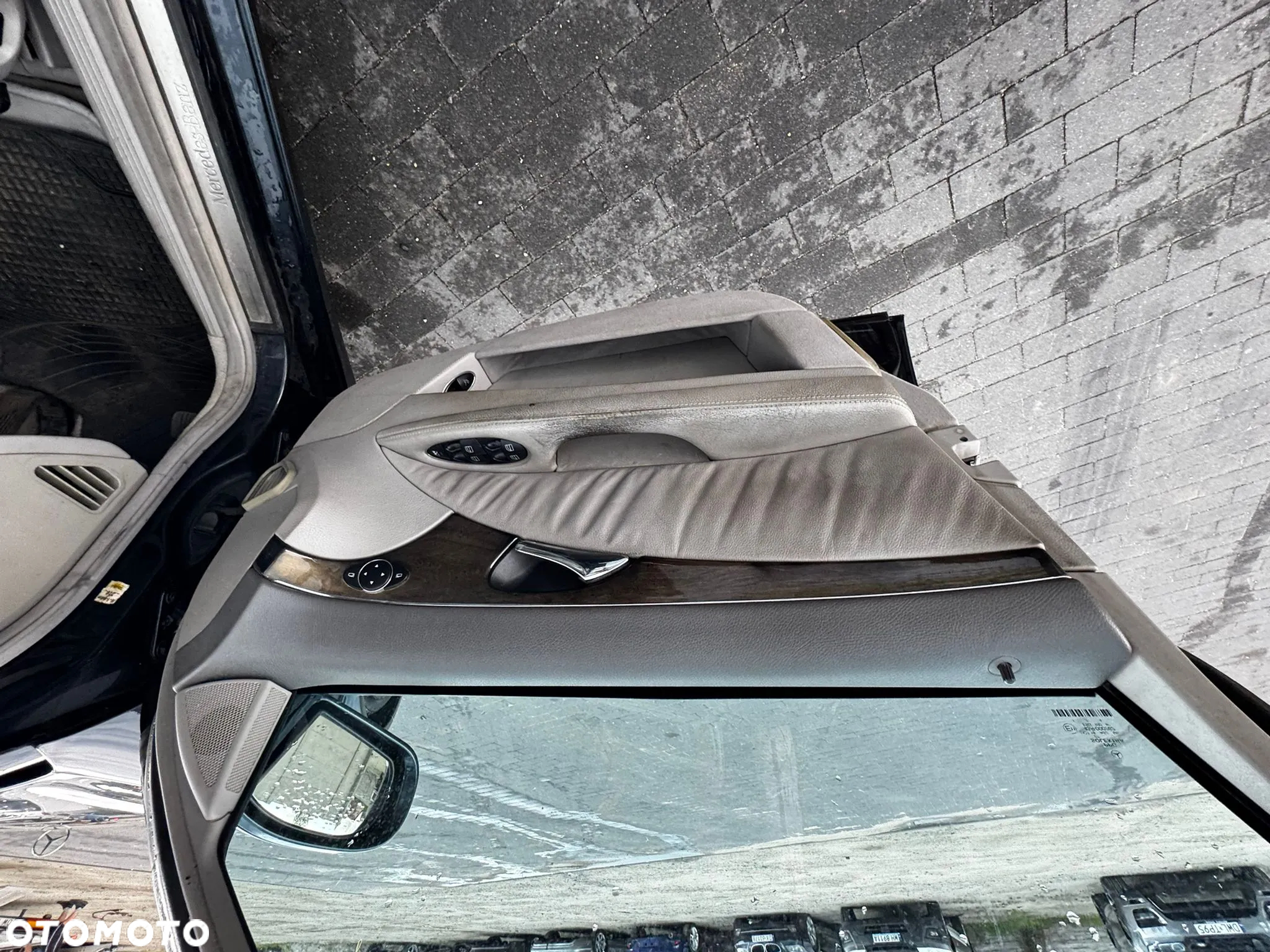 Mercedes-Benz Klasa E 500 7G-TRONIC Avantgarde - 16