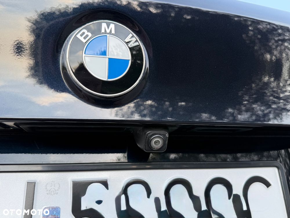 BMW Seria 5 520d M Sport Edition - 11