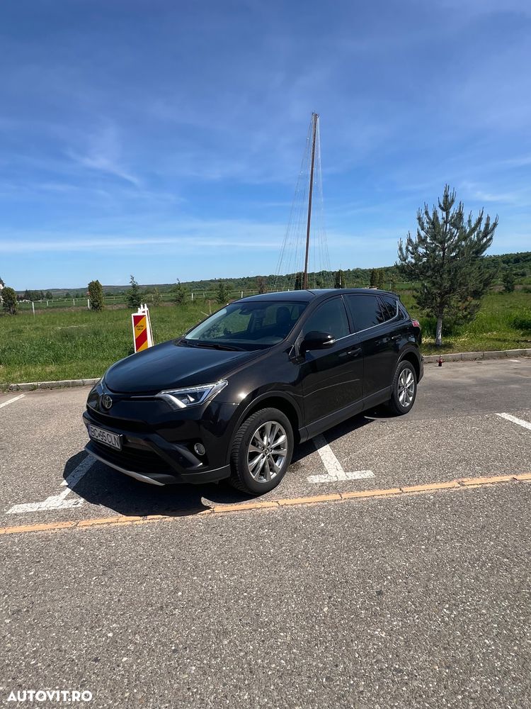 Toyota RAV4 - 1