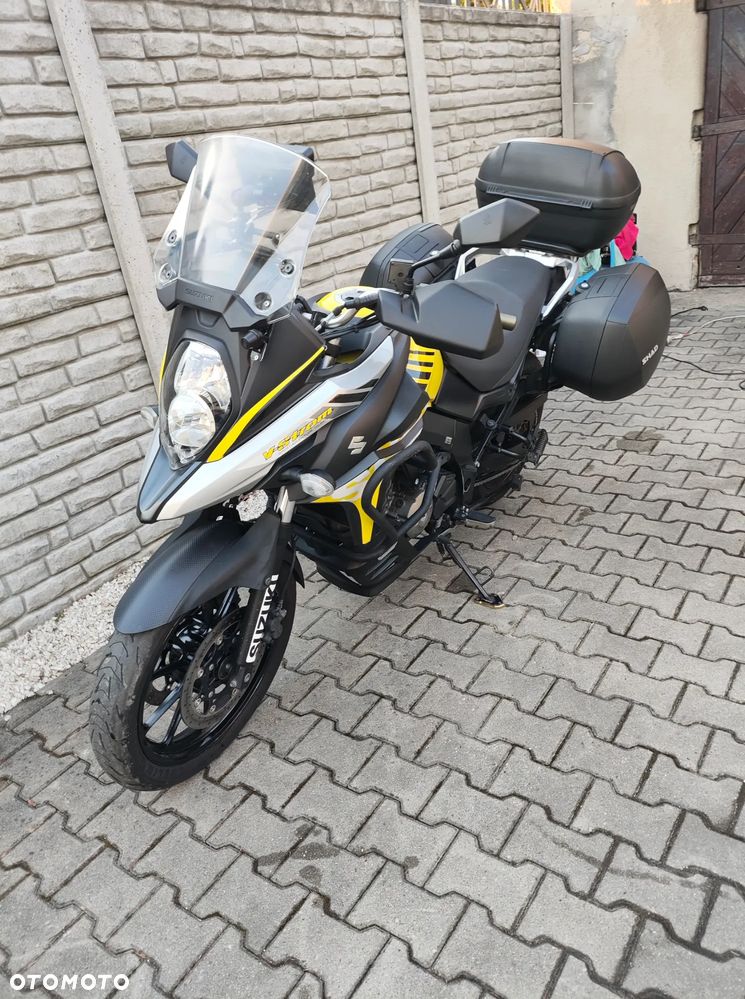 Suzuki V-STROM - 1