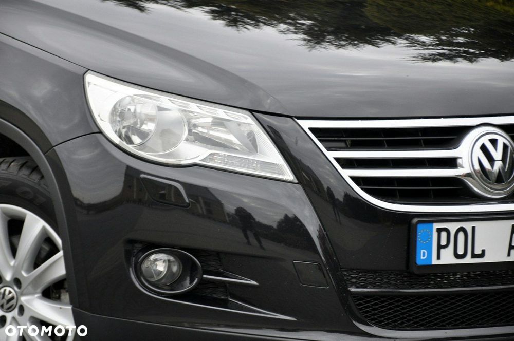 Volkswagen Tiguan - 12