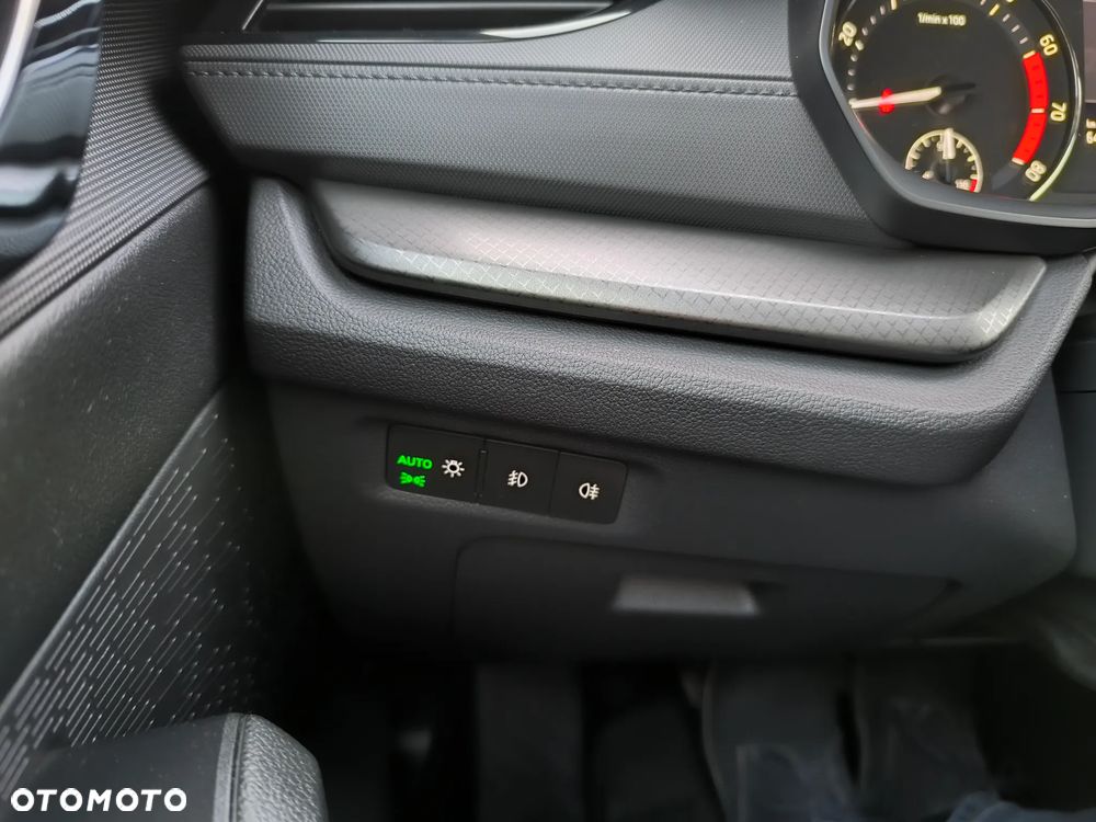 Skoda Octavia 1.5 TSI ACT Ambition - 33