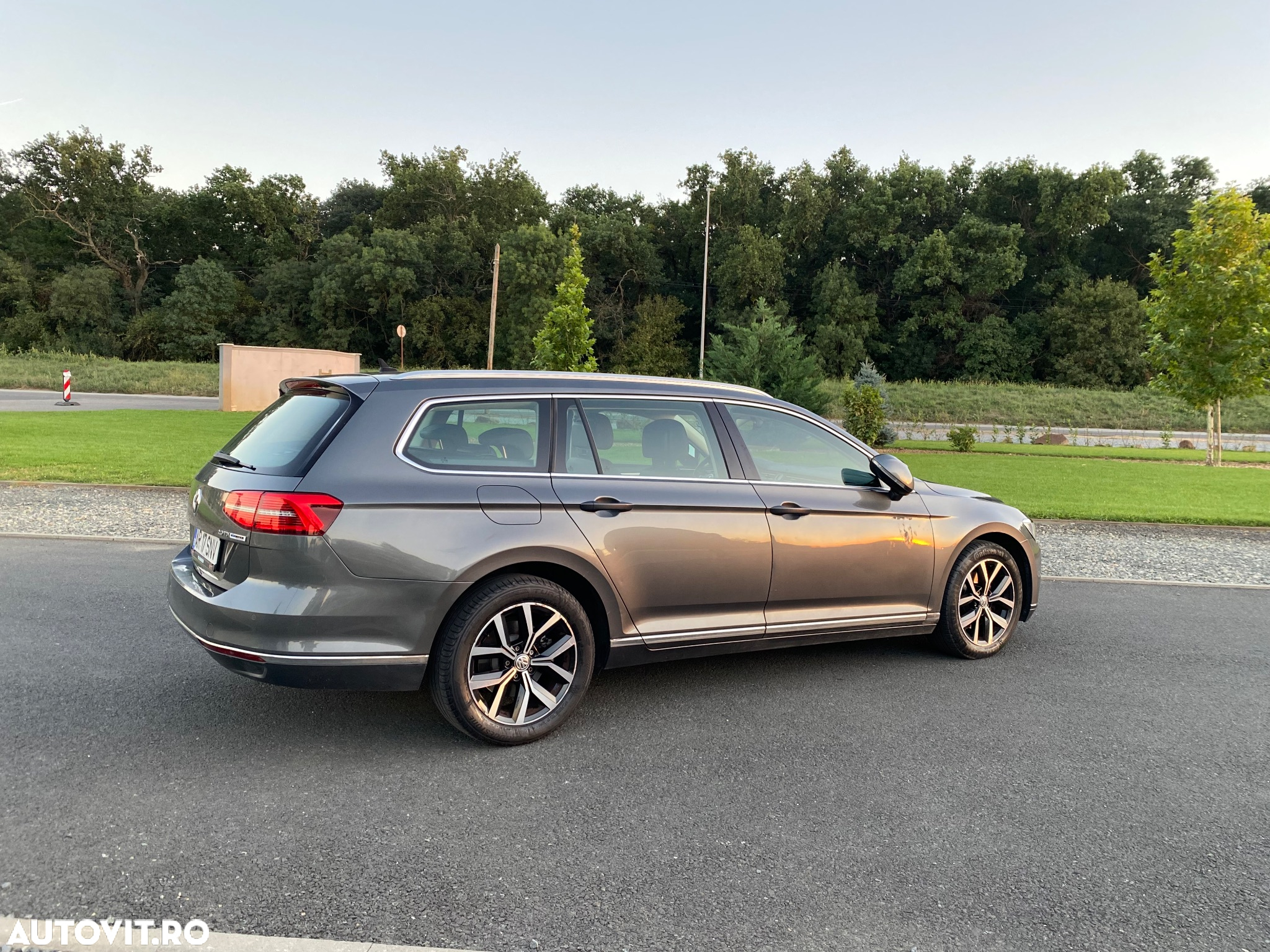 Volkswagen Passat 2.0 TDI (BlueMotion Technology) DSG Comfortline - 5