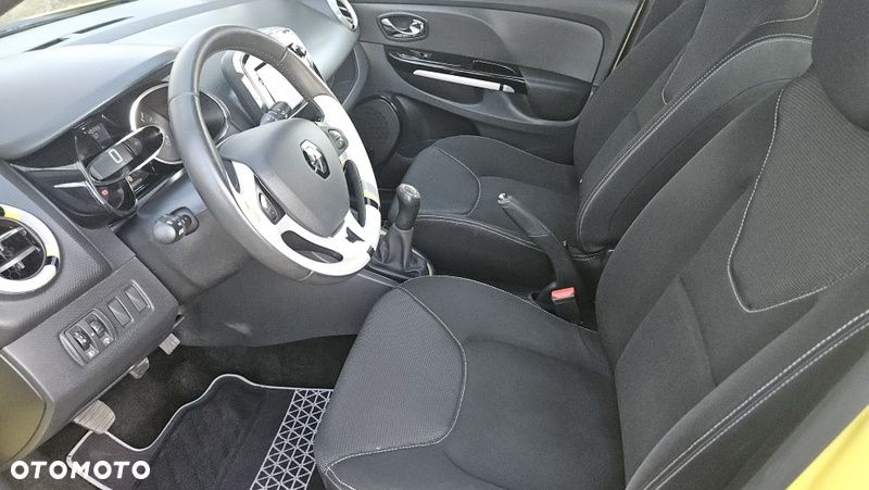 Renault Clio 1.2 16V 75 Expression - 27