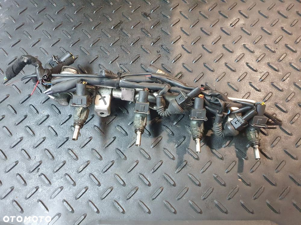 4X WTRYSKIWACZ VW PASSAT B5 0280156061 06B133681 1.8B TURBO AUDI A4 B5 - 1