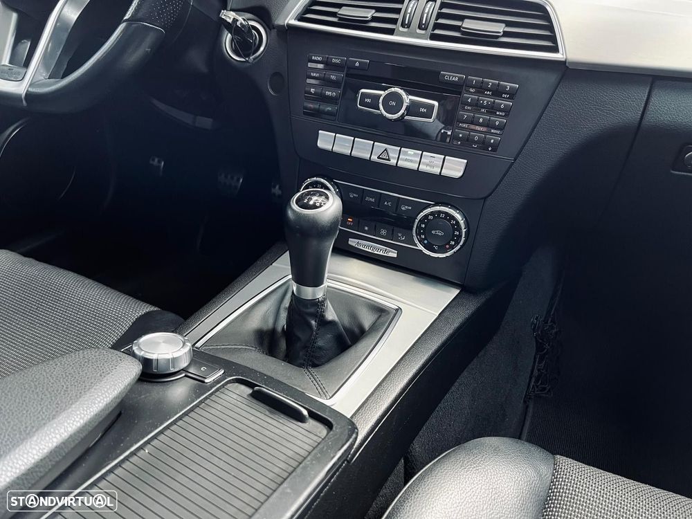 Mercedes-Benz C 220 CDi Avantgarde BlueEfficiency - 22