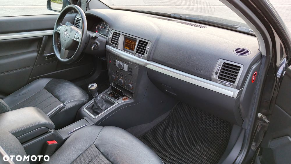 Opel Vectra 1.8 Essentia - 21
