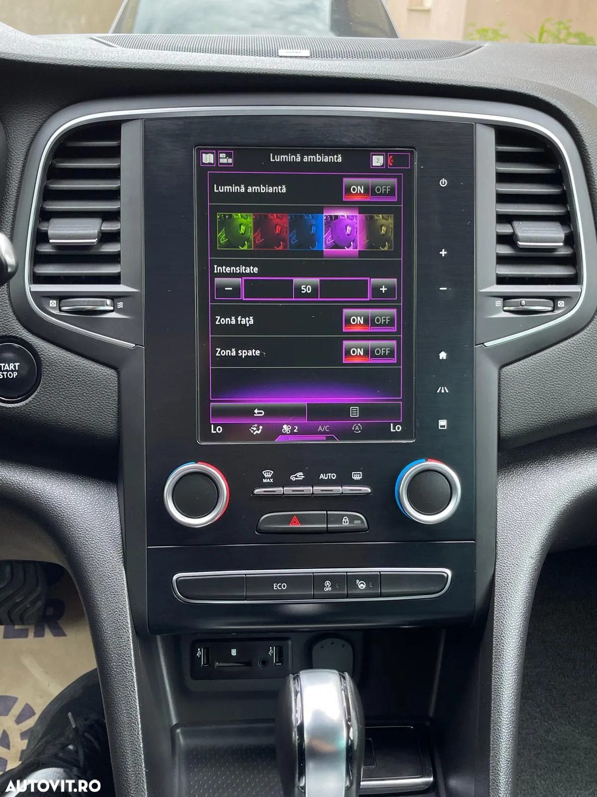 Renault Megane ENERGY dCi 110 EDC BOSE EDITION - 36