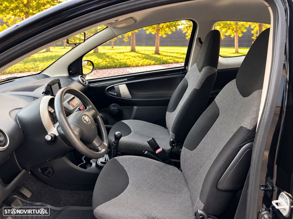 Toyota Aygo 1.0 X-Play+AC+X-Touch - 12