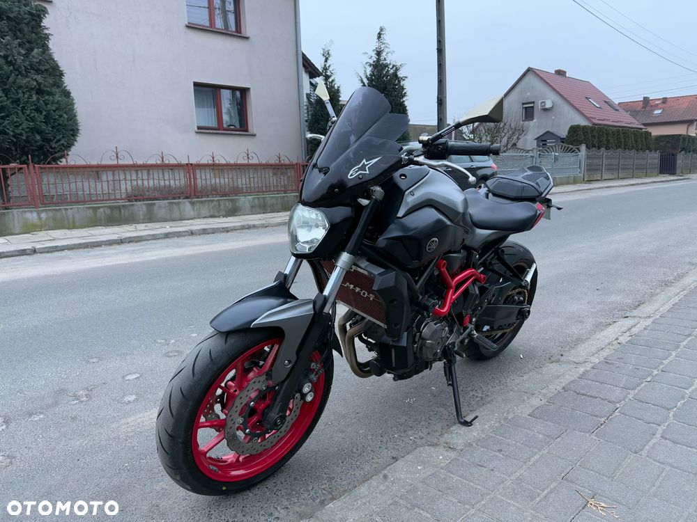 Yamaha MT - 3