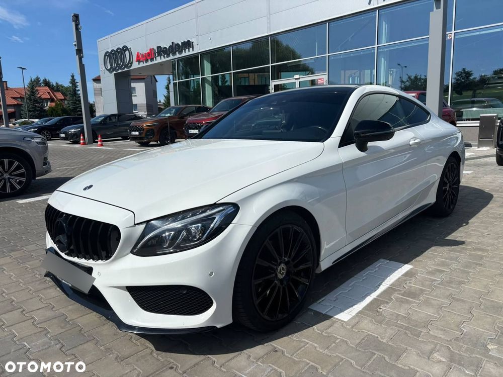 Mercedes-Benz Klasa C 200 4-Matic 9G-Tronic - 2