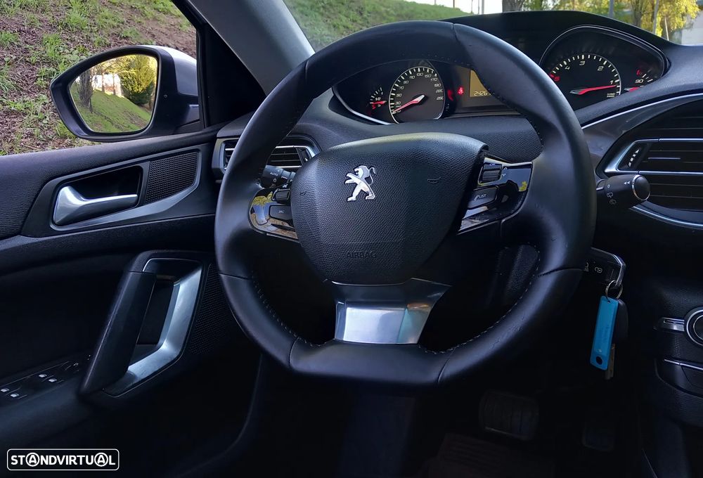 Peugeot 308 1.6 e-HDi Allure CMP6 - 16