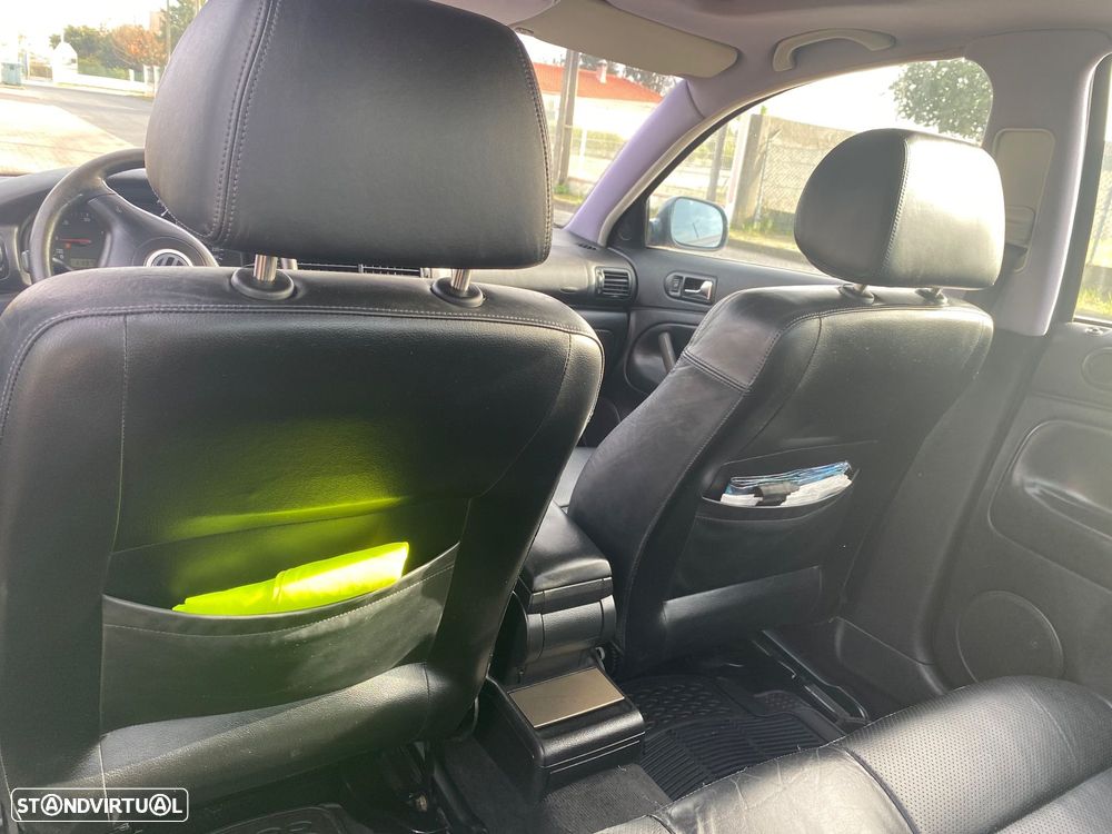 VW Passat 1.9 TDi Confortline - 10