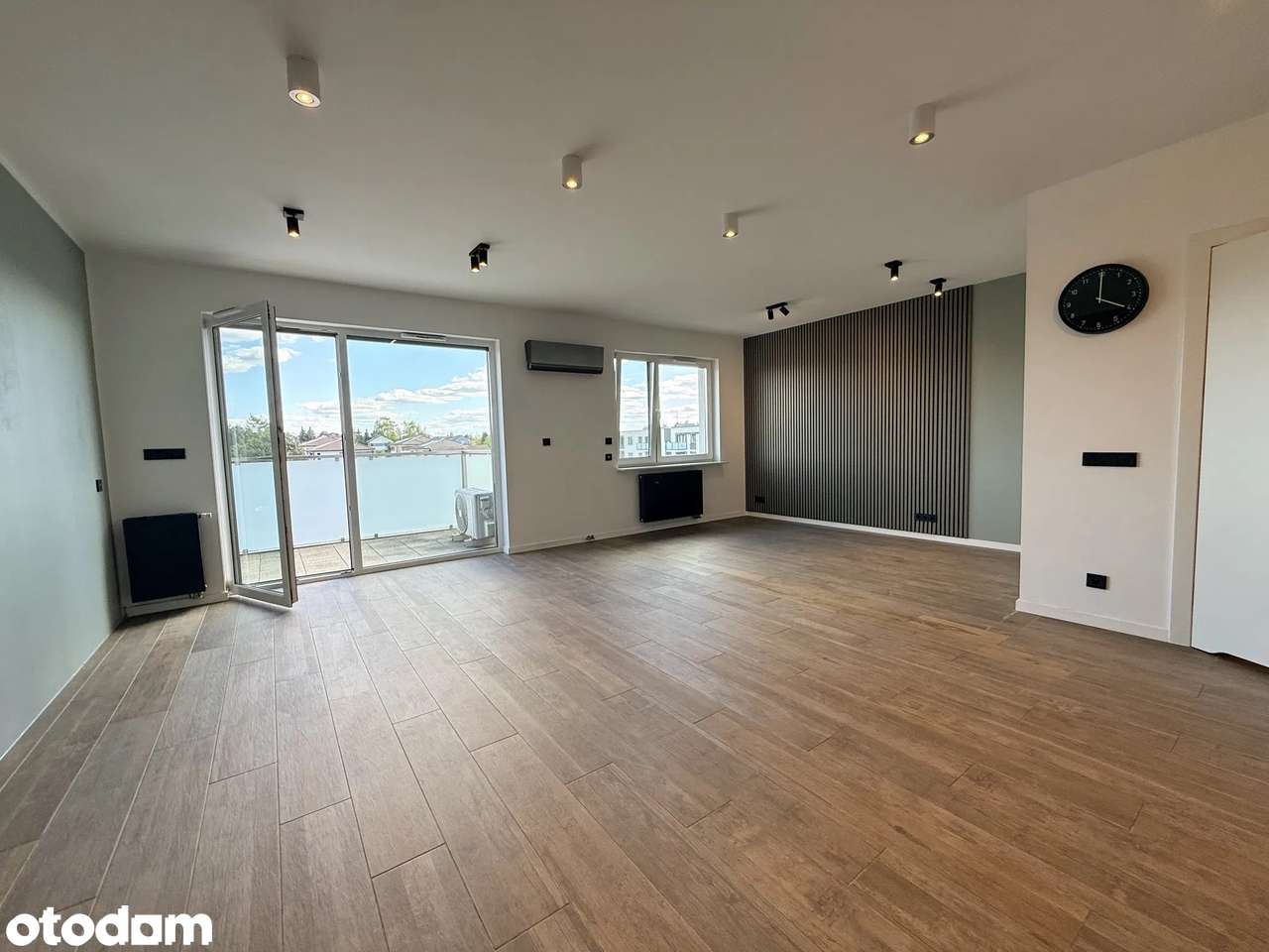 44 m2 | TARAS | KOM.LOKAT. | PARKING | TOP PIĘTRO | KLIMA | BAŻANTOWO
