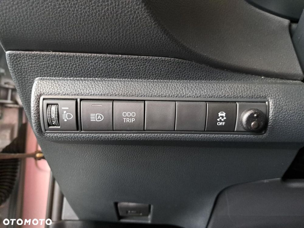 Toyota Corolla 1.8 Hybrid Comfort - 33