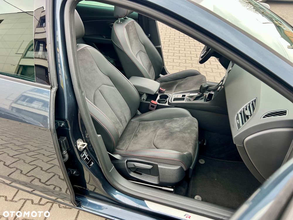 Seat Leon 1.5 eTSI OPF DSG FR Black Edition - 10