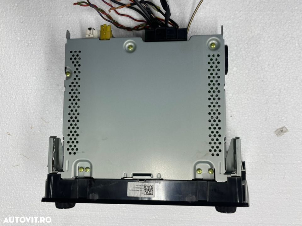 Unitate media Skoda Fabia 3 cod 6V0035871 an 2015-2020 cu Bluetooth si slot de card - 6