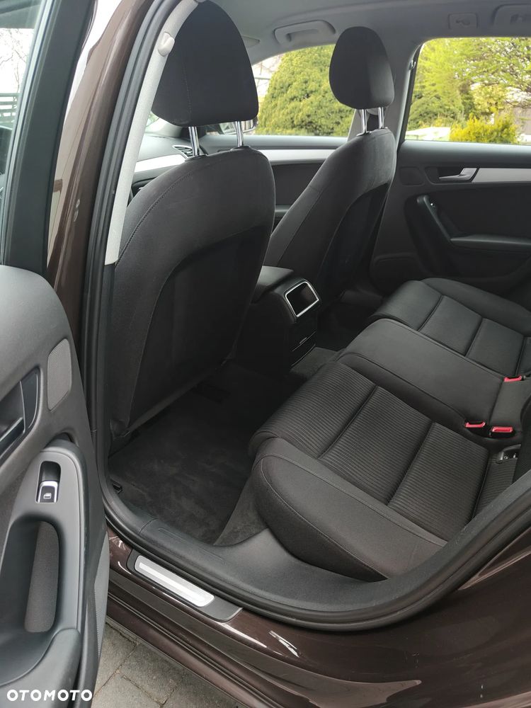 Audi A4 Avant 2.0 TDI DPF multitronic Ambiente - 13