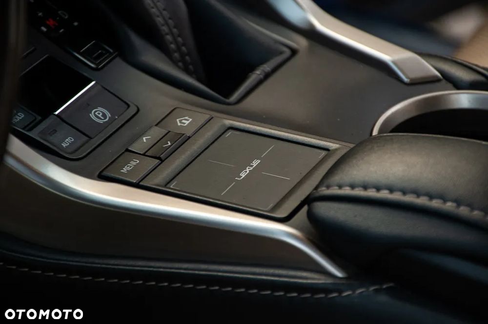 Lexus NX 200t Prestige AWD - 22