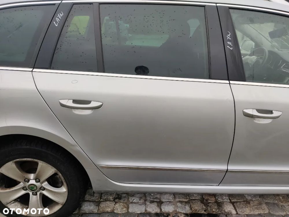 Drzwi Prawe Tylne Skoda Superb 2 Lift II FL Kombi Prawy Tył 9156 LA7W Europa - 1