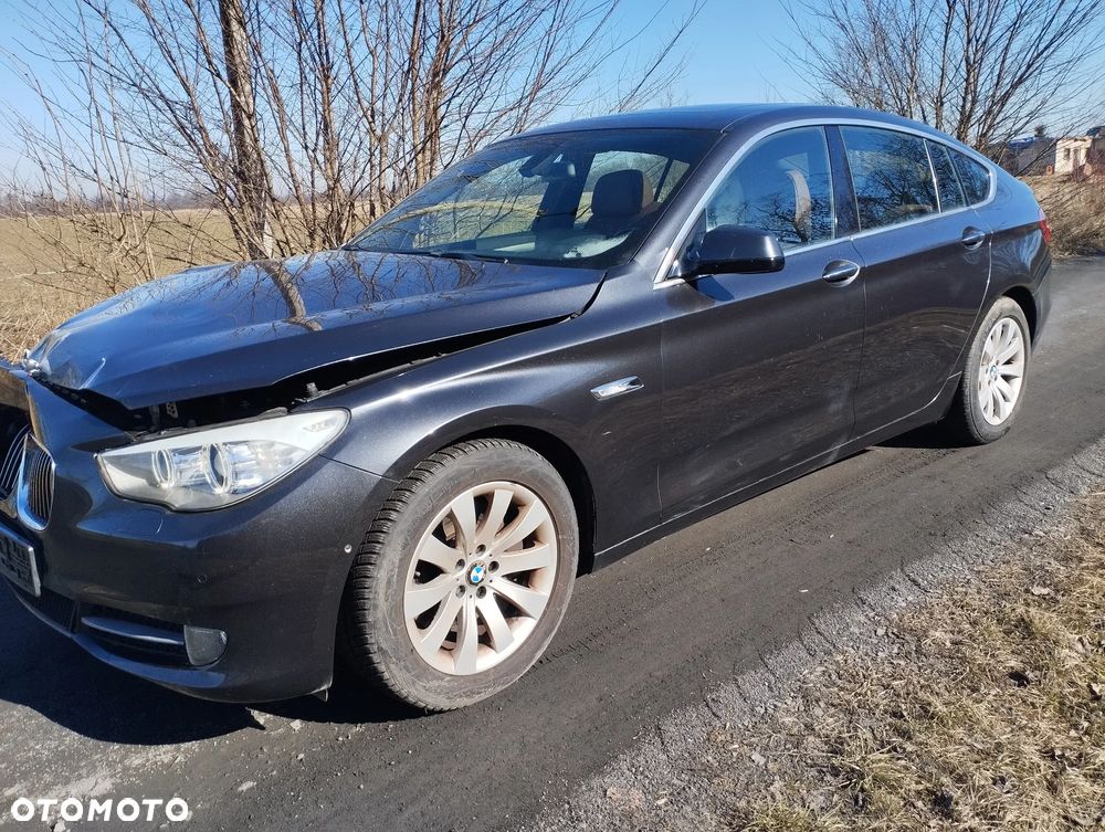 BMW 5GT 535i - 17