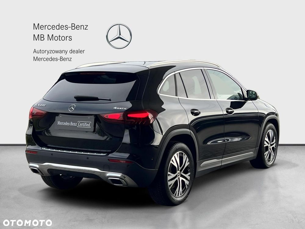 Mercedes-Benz GLA - 6