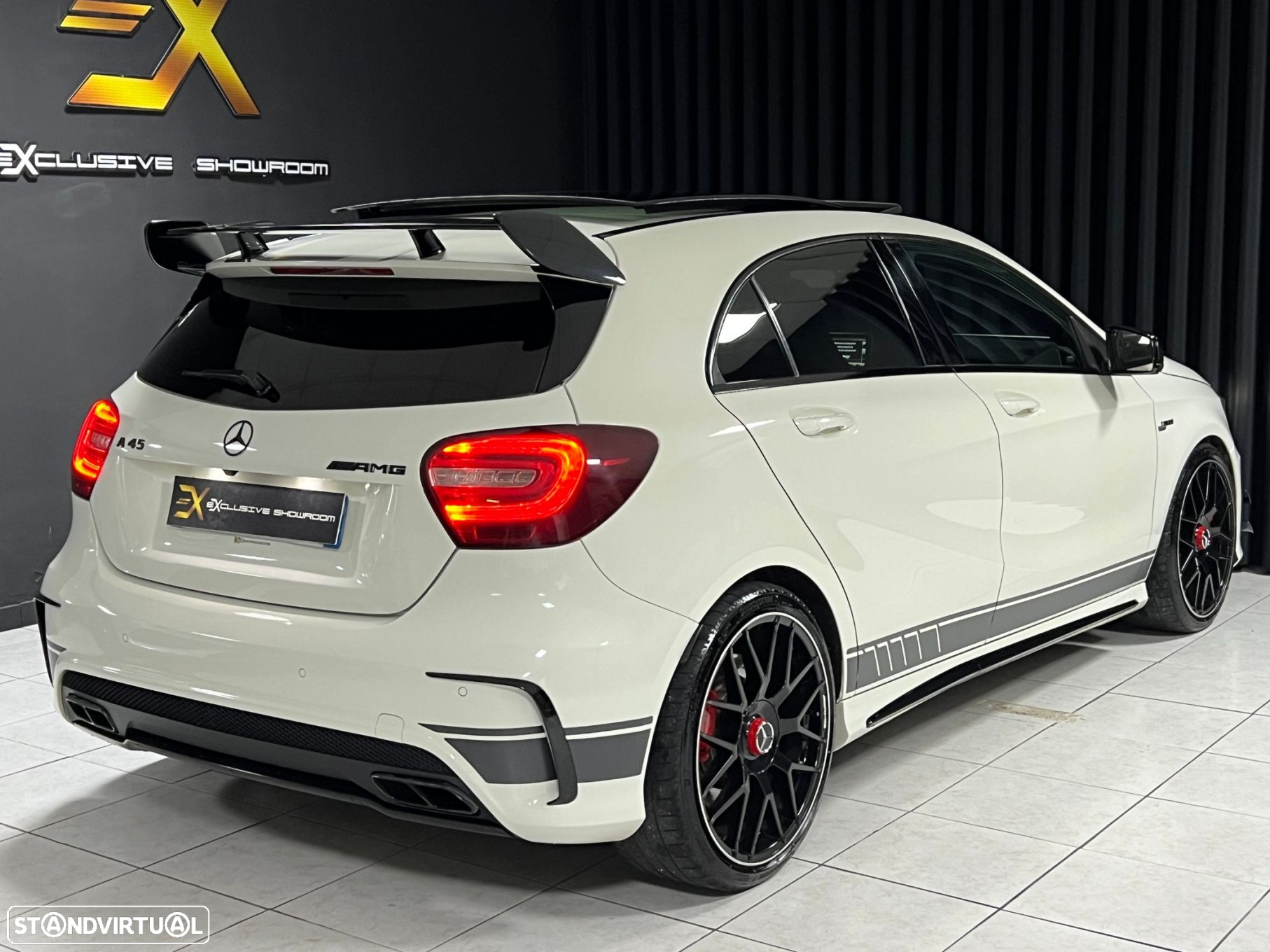 Mercedes-Benz A 45 AMG - 8
