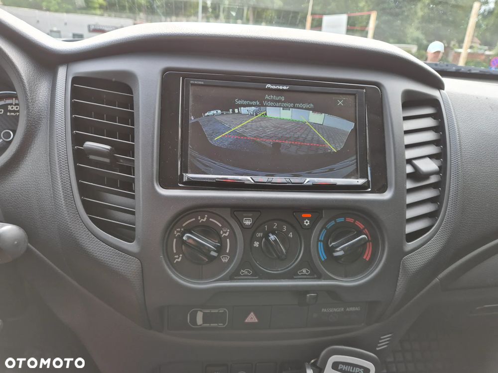 Mitsubishi L200 Pick Up 4x4 S&S Autm Double Cab Plus - 16