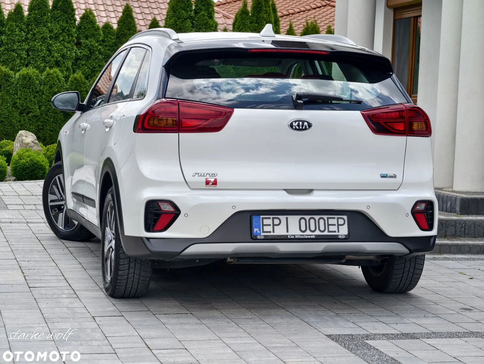 Kia Niro 1.6 GDI Hybrid L Business Line - 36