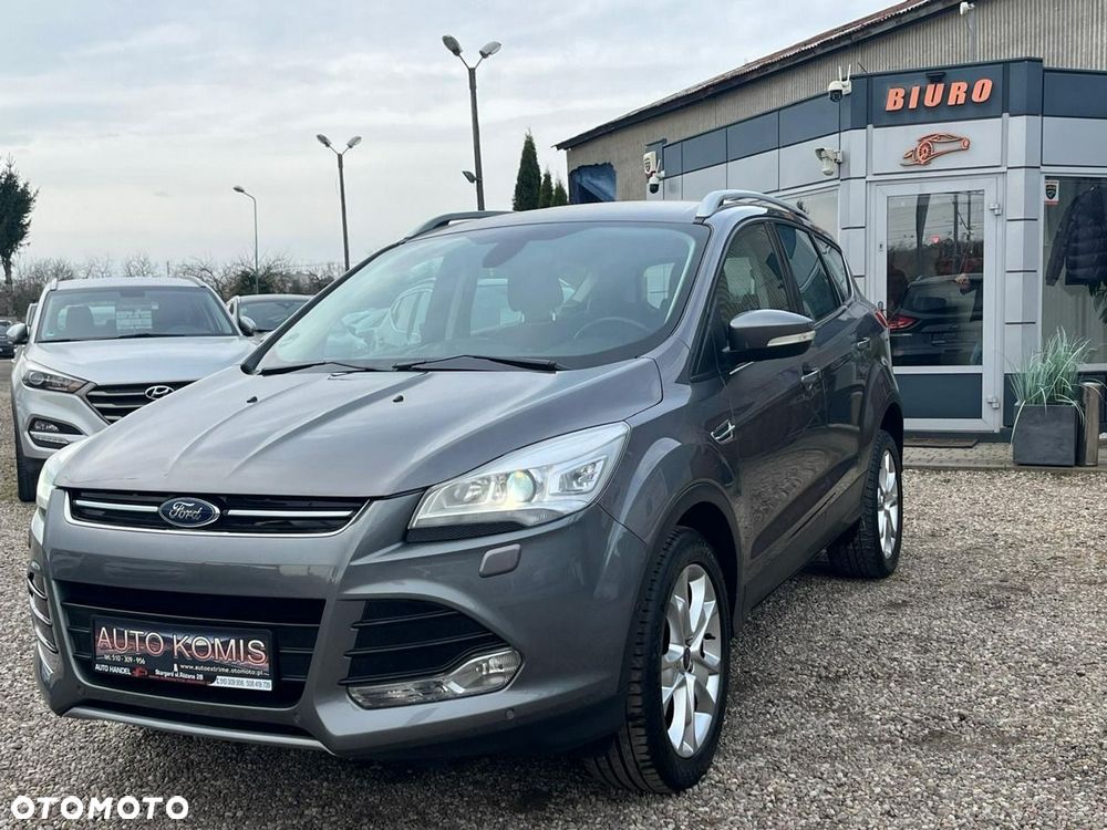 Ford Kuga 1.6 EcoBoost 2x4 Titanium - 38
