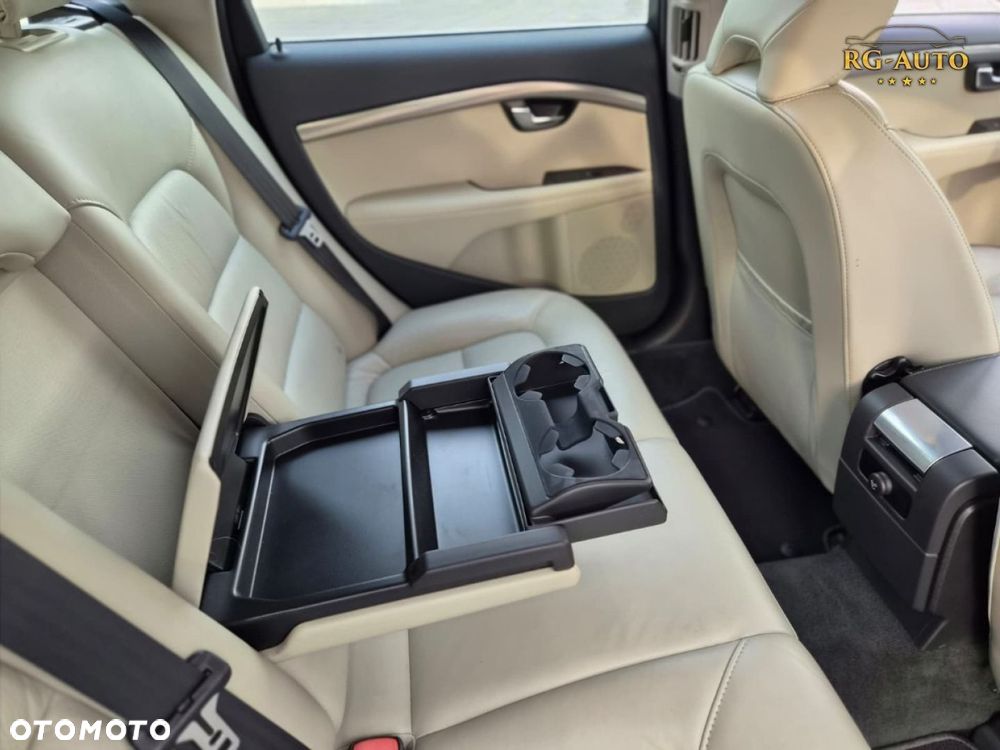 Volvo V70 - 35