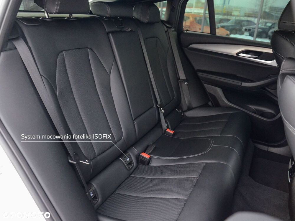 BMW X4 - 32