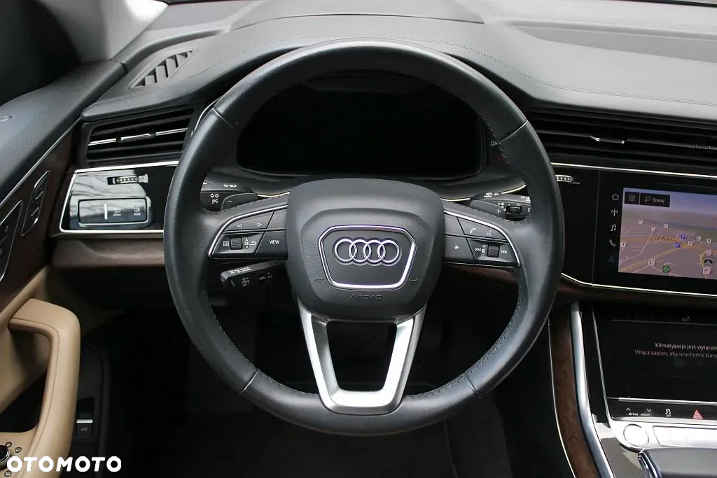 Audi Q8 55 TFSI quattro tiptronic - 13