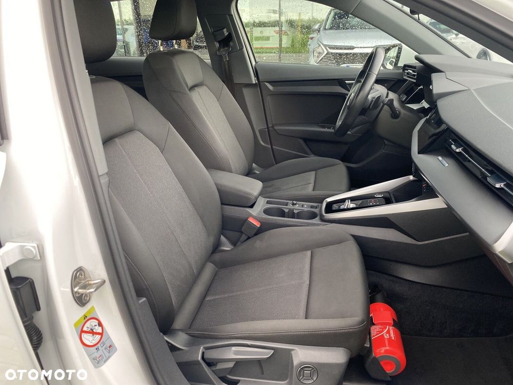 Audi A3 Sportback - 16