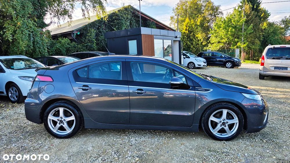 Opel Ampera - 9