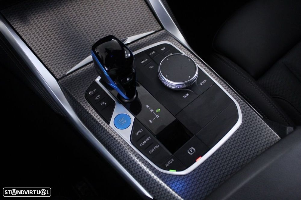 BMW i4 eDrive40 Pack Desportivo M - 31