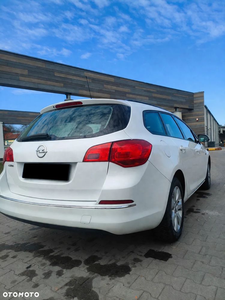 Opel Astra 1.6 Sport - 9