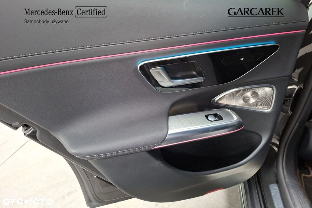 Mercedes-Benz Klasa E - 26