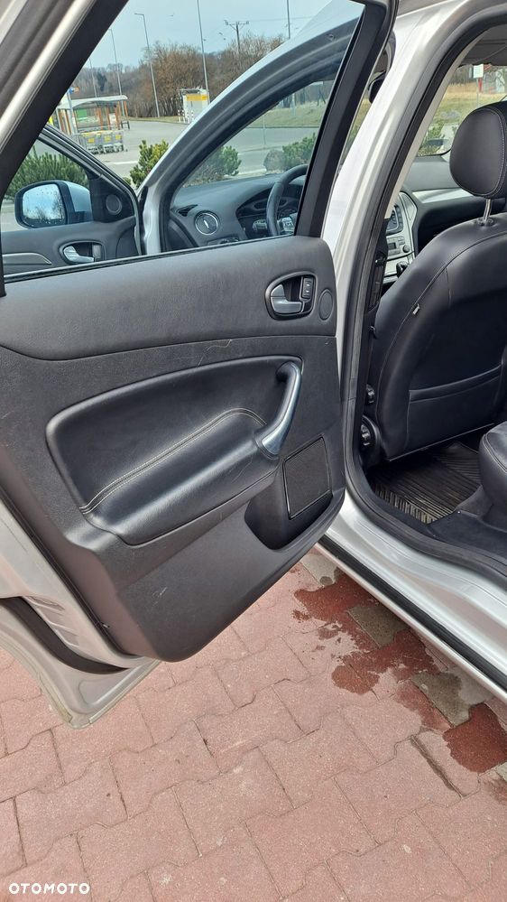 Ford Mondeo 2.0 TDCi Silver X Plus - 20