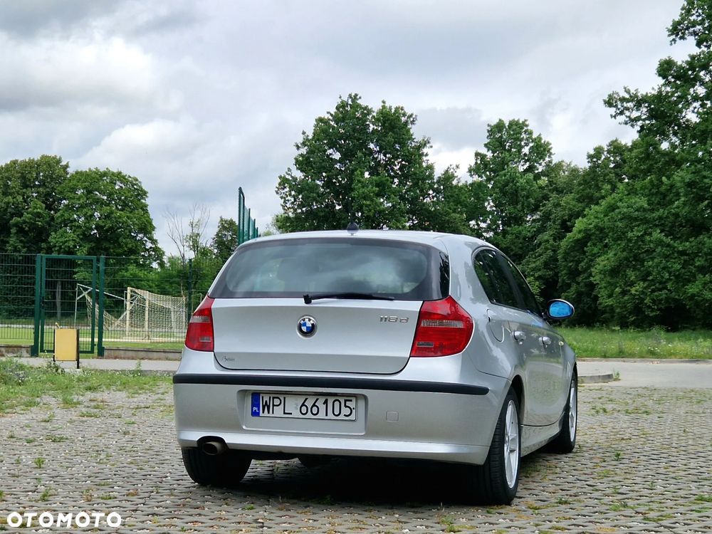 BMW Seria 1 118d - 4