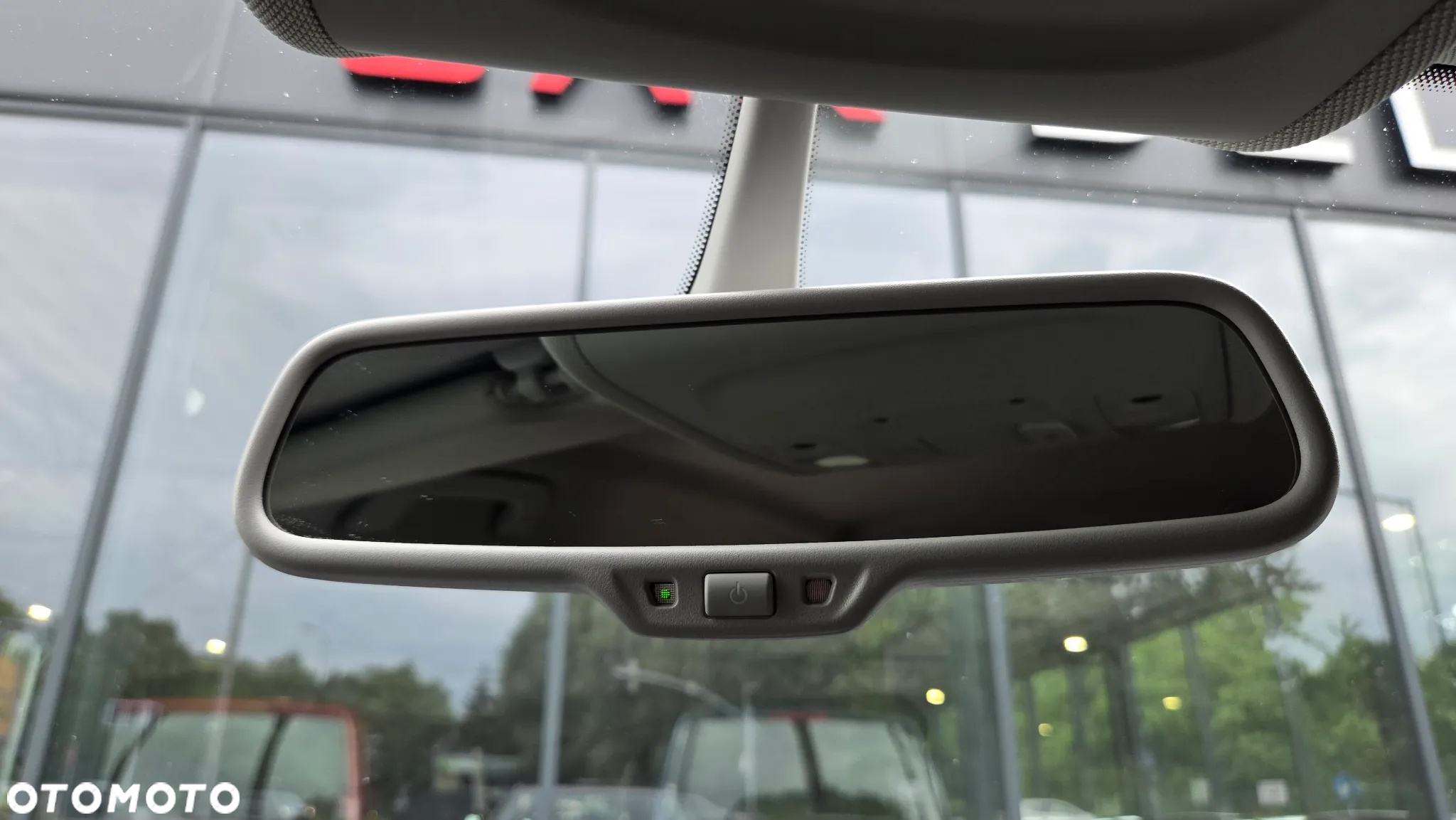 Audi A6 Avant 2.0 TDI Ultra S tronic - 26