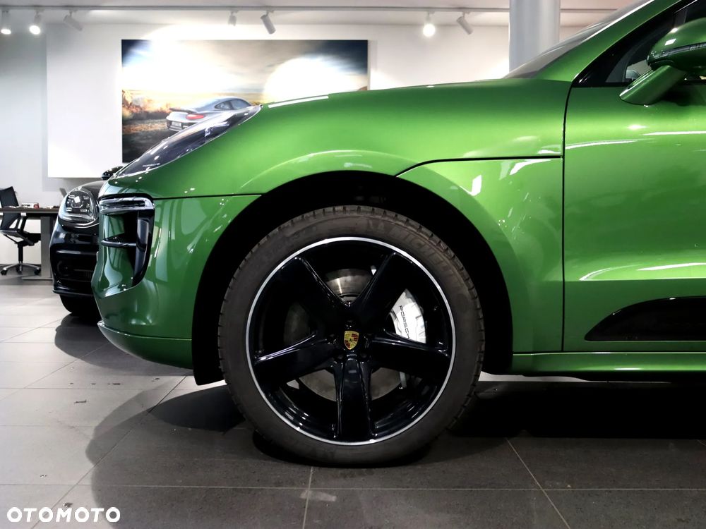 Porsche Macan Turbo - 11