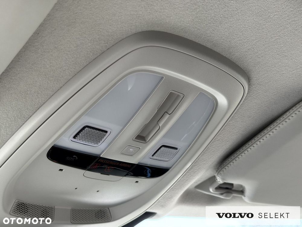 Volvo XC 90 - 35