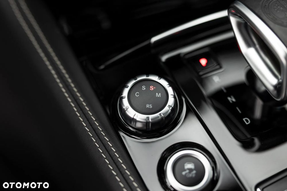 Mercedes-Benz CLS - 31