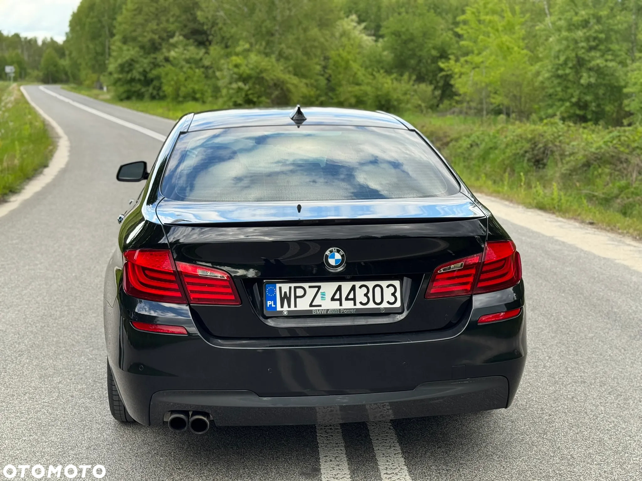 BMW Seria 5 528i xDrive - 9
